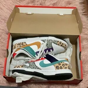 Safari Mix dunks